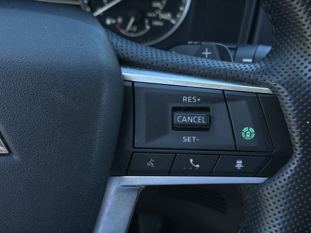 2024 Mitsubishi Outlander Base