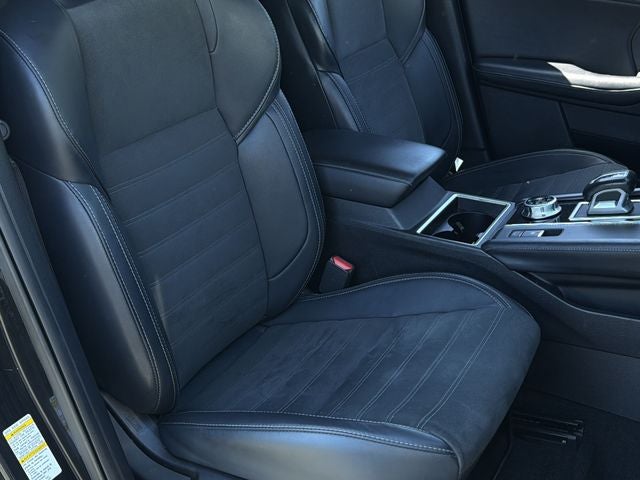 2024 Mitsubishi Outlander Base