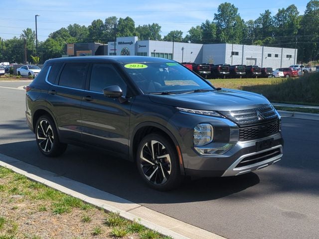 2024 Mitsubishi Outlander SE Black Edition