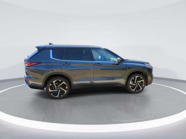 2024 Mitsubishi Outlander SE Black Edition