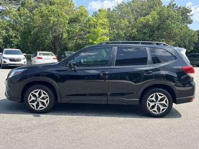 2023 Subaru Forester Premium