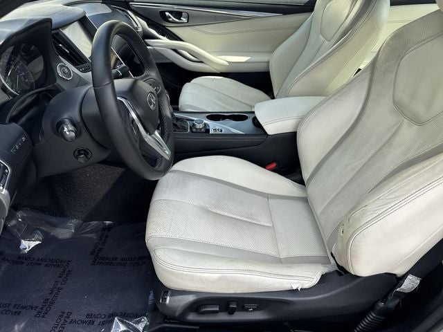 2017 INFINITI Q60 2.0t Premium