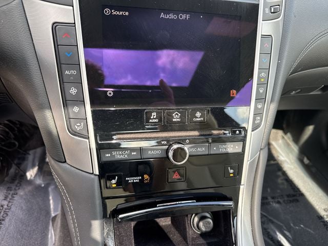 2017 INFINITI Q60 2.0t Premium
