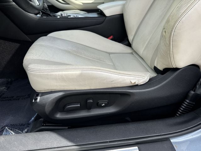 2017 INFINITI Q60 2.0t Premium