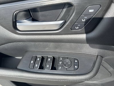 2025 Nissan Armada SL