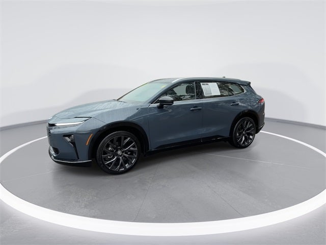 2025 Toyota Crown Signia Limited