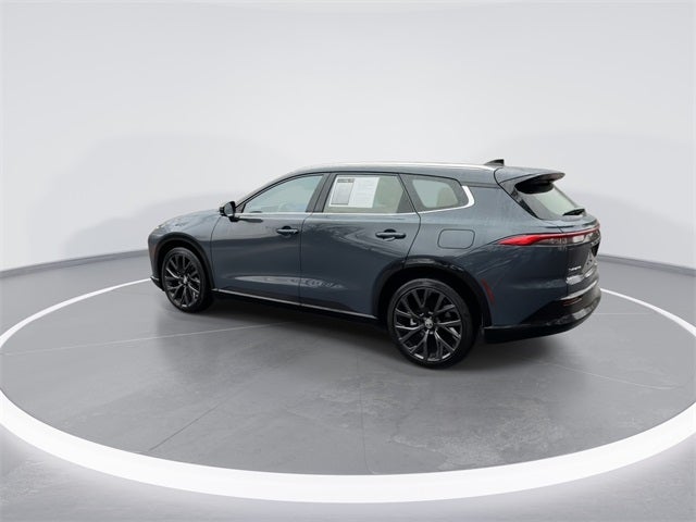 2025 Toyota Crown Signia Limited