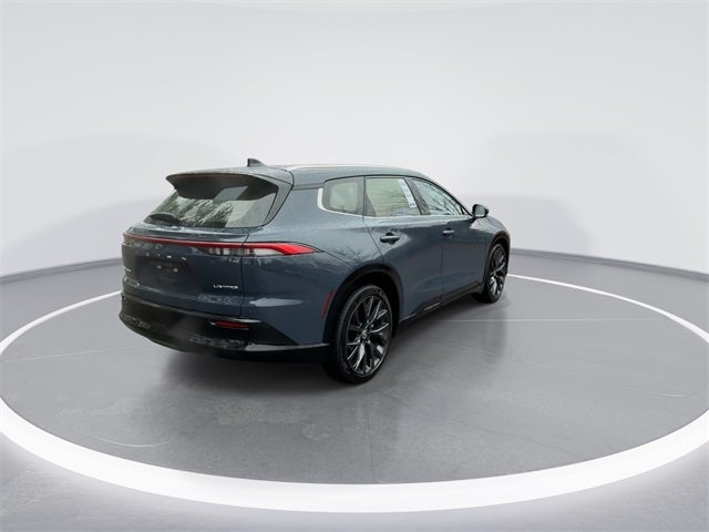 2025 Toyota Crown Signia Limited