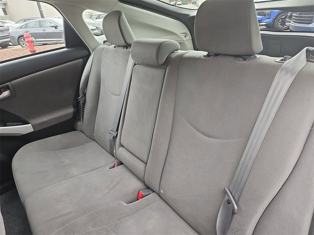 2014 Toyota Prius Plug-in Base