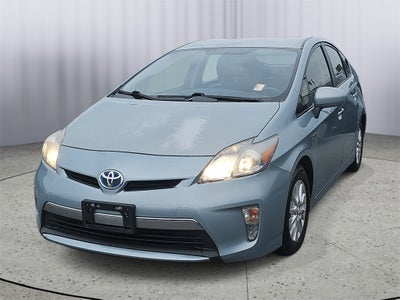 2014 Toyota Prius Plug-in Base