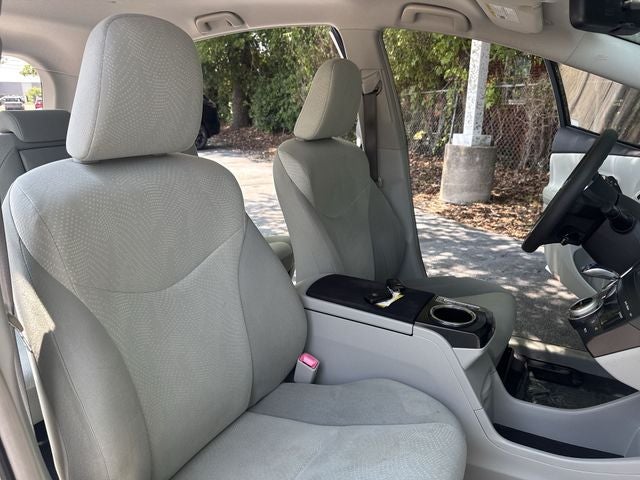 2014 Toyota Prius v Three
