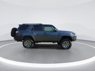 2022 Toyota 4Runner TRD Off-Road