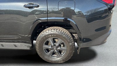 2025 Lexus LX 700h Overtrail