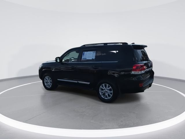 2017 Toyota Land Cruiser Base