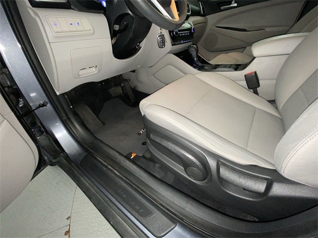 2021 Hyundai Tucson SE