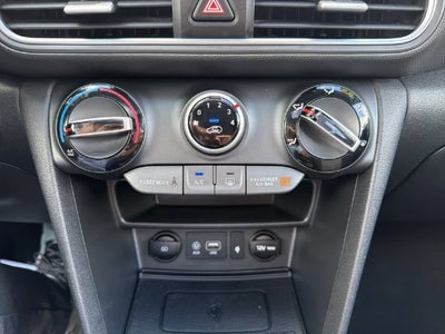 2020 Hyundai Kona SEL Plus