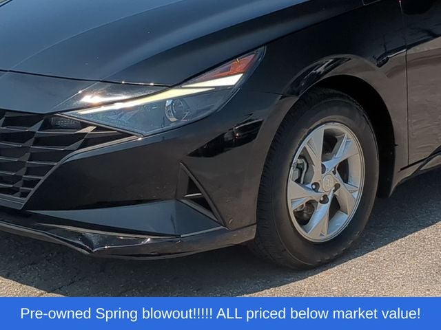 2023 Hyundai Elantra SE
