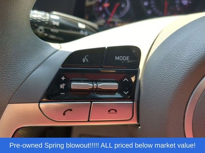 2023 Hyundai Elantra SE