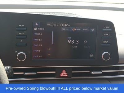 2023 Hyundai Elantra SE
