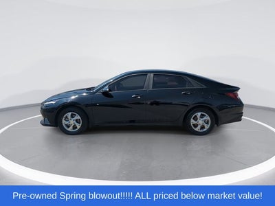 2023 Hyundai Elantra SE