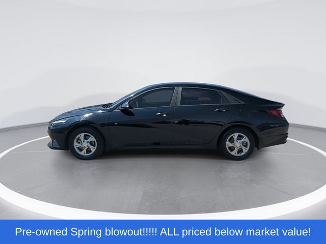 2023 Hyundai Elantra SE