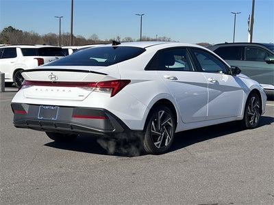 2025 Hyundai Elantra Hybrid SEL Sport