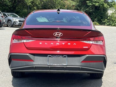 2025 Hyundai Elantra Hybrid SEL Sport