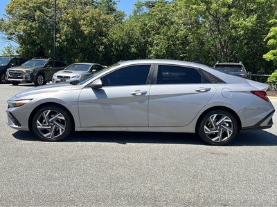 2025 Hyundai Elantra Limited