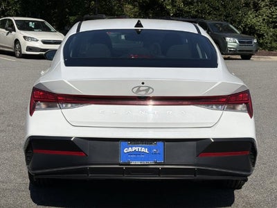 2025 Hyundai Elantra SEL Convenience