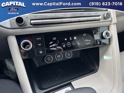 2025 Genesis G70 2.5T