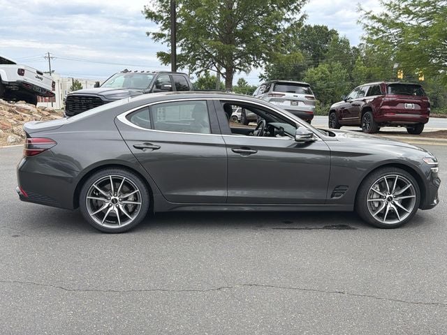 2025 Genesis G70 2.5T