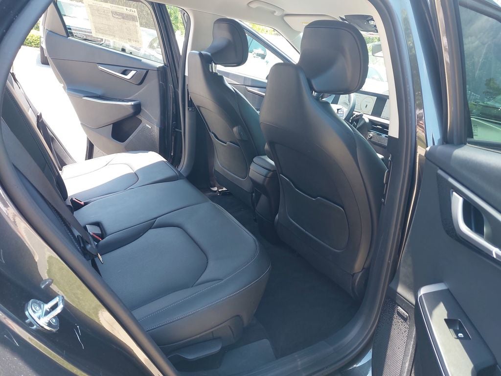 2023 Kia EV6 Wind LONG RANGE RWD