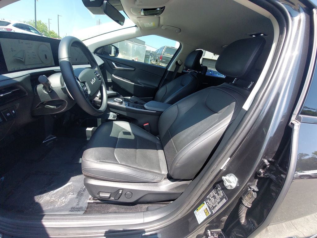 2023 Kia EV6 Wind LONG RANGE RWD