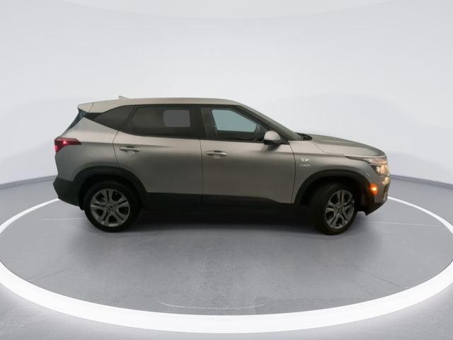 2023 Kia Seltos LX