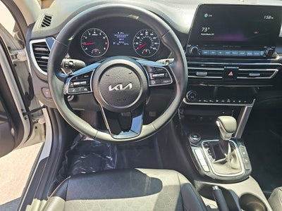 2022 Kia Seltos EX