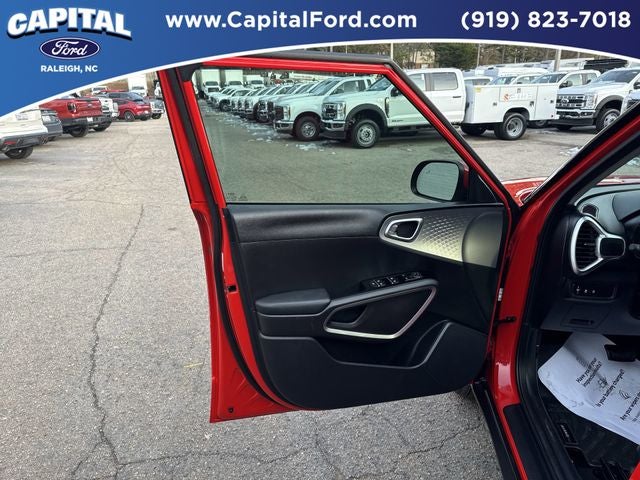 2025 Kia Soul LX