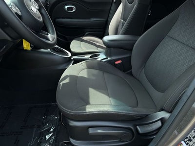 2017 Kia Soul Base