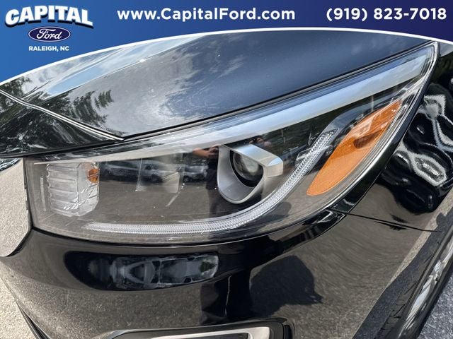 2021 Kia Sedona LX