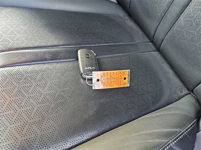 2022 Kia Sorento Hybrid S