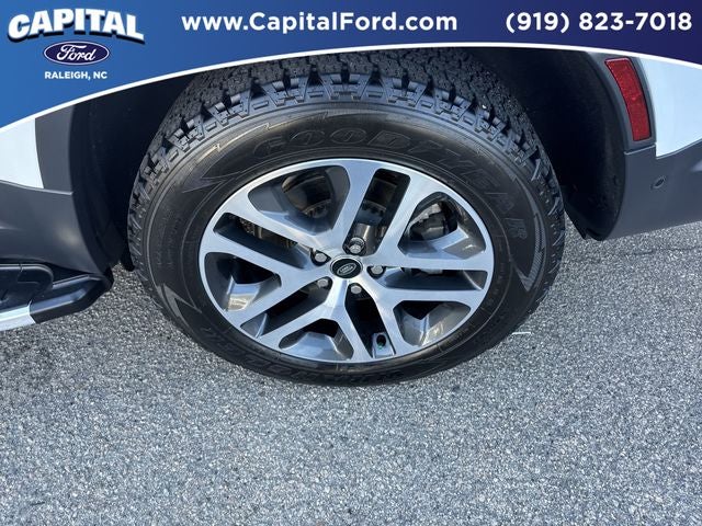 2024 Land Rover Defender 130 S