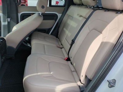 2023 Land Rover Defender 110 SE