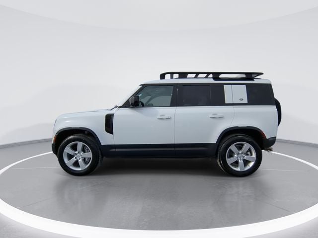 2023 Land Rover Defender 110 SE