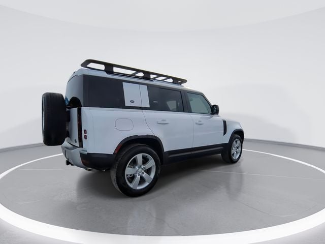 2023 Land Rover Defender 110 SE