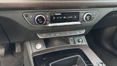 2024 Audi Q5 45 S line Premium quattro