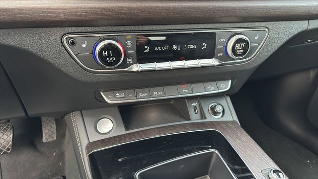 2024 Audi Q5 45 S line Premium quattro