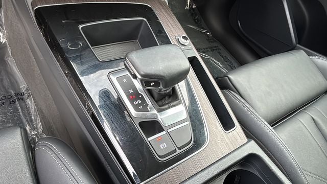 2024 Audi Q5 45 S line Premium quattro