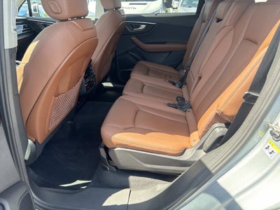 2023 Audi Q7 45 Premium Plus quattro