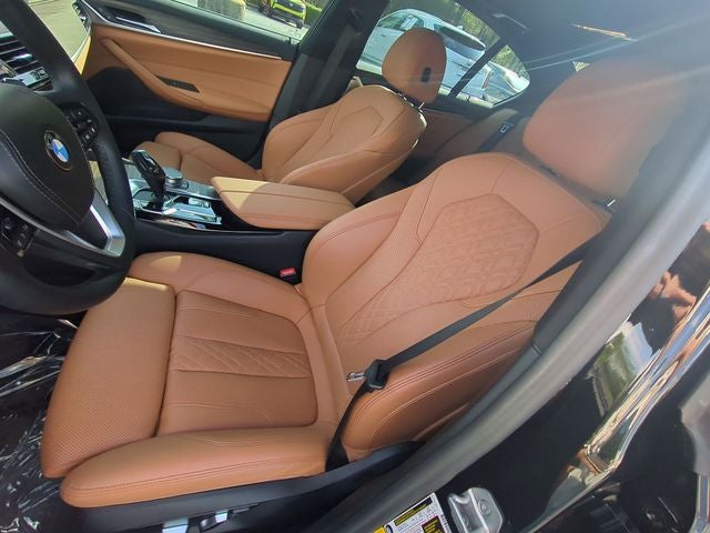 2023 BMW 5 Series 530i