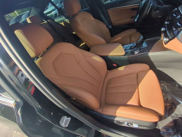 2023 BMW 5 Series 530i