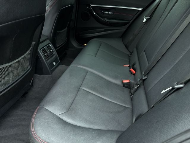 2018 BMW 3 Series 330i xDrive